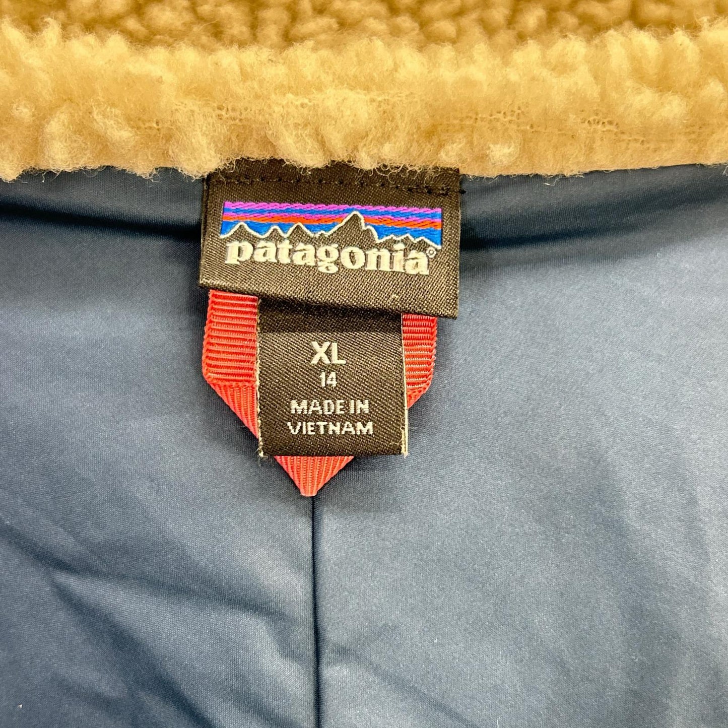 Patagonia パタゴニア 65265 ベージュ ボア レトロフリースジャケット ジャケット