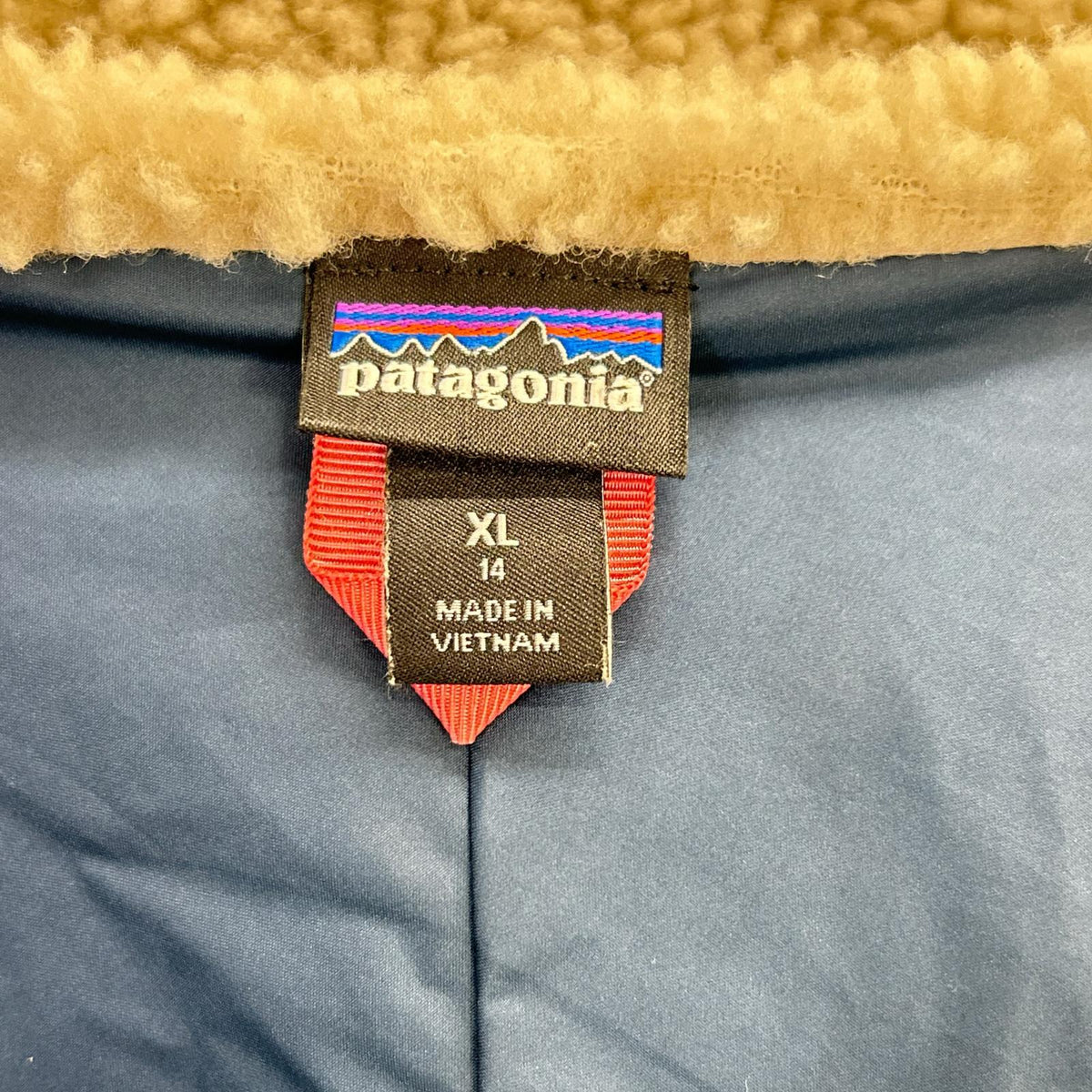 Patagonia 65265 Beige Boa Retro Fleece Jacket Jacket