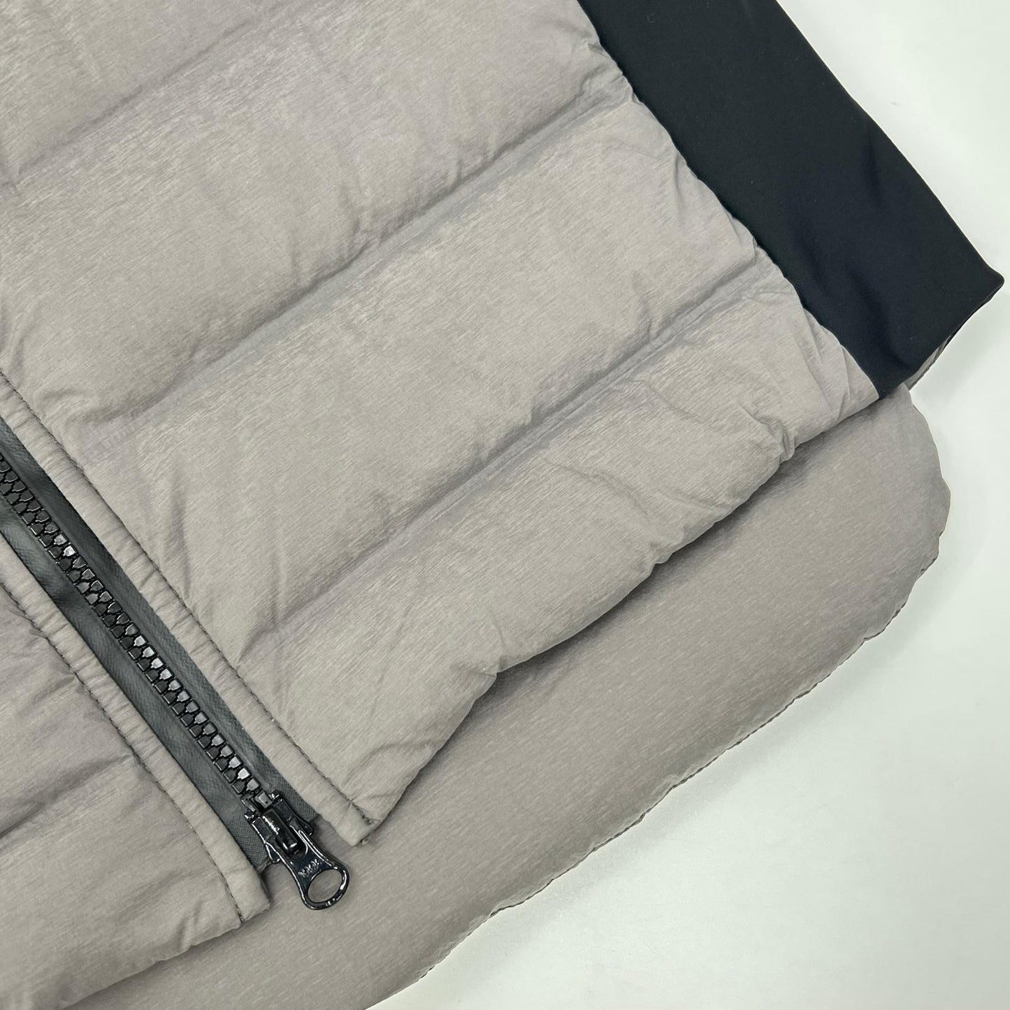 CANADA GOOSE カナダグース 2735MB グレー ハイブリッジ ボンバージャケット ジャケット