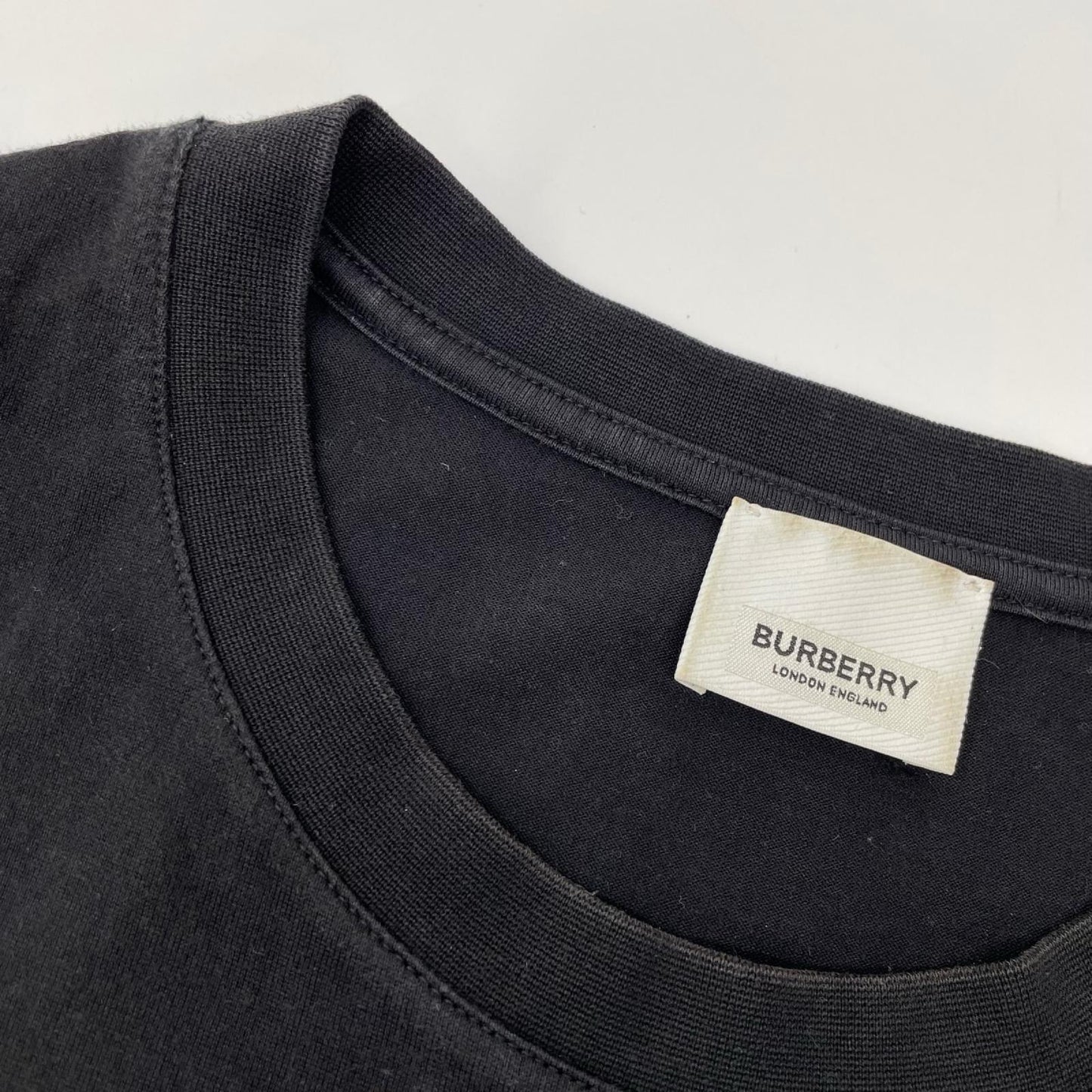 BURBERRY バーバリー 8026016 ブラック ロゴTシャツ トップス