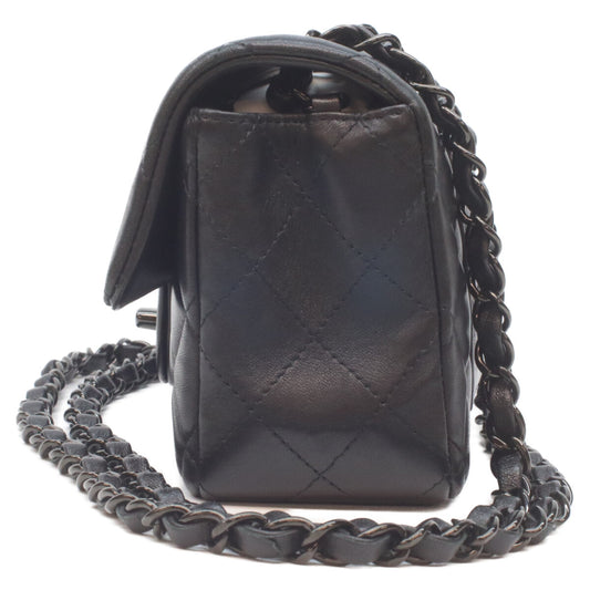 CHANEL A69900 Lambskin So Black Mini Matelasse 20 Shoulder Bag