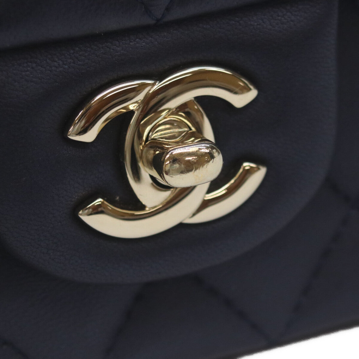 CHANEL 香奈儿 AS2431 海军蓝 羔羊皮 金色金属件 Matelasse 20 顶部手柄 链条单肩包 单肩包