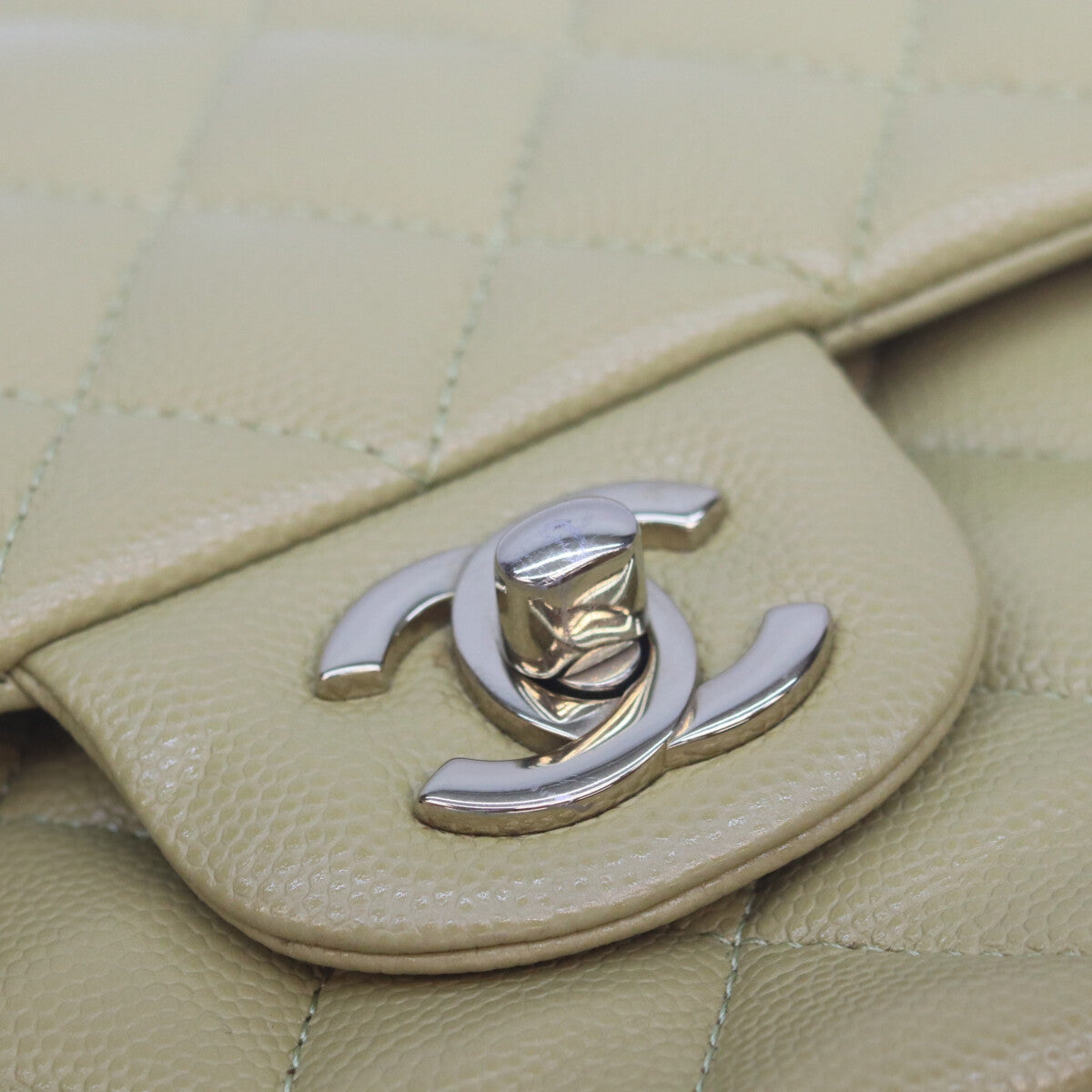 CHANEL シャネル A01112 ピスタチオグリーン キャビア G金具 Wフラップ マトラッセ25 ショルダーバッグ