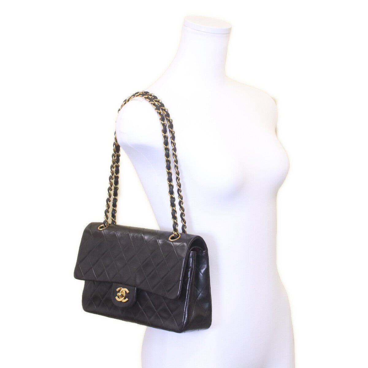 CHANEL シャネル A01112 4番 黒 ラムスキン ゴールド金具 マトラッセ25 ショルダーバッグ