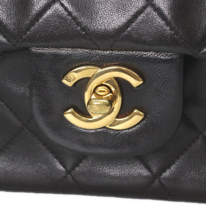 CHANEL シャネル A01112 4番 黒 ラムスキン ゴールド金具 マトラッセ25 ショルダーバッグ