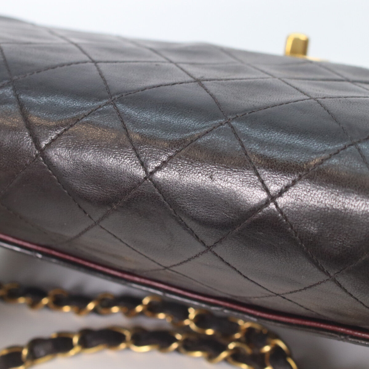 CHANEL シャネル A01112 4番 黒 ラムスキン ゴールド金具 マトラッセ25 ショルダーバッグ