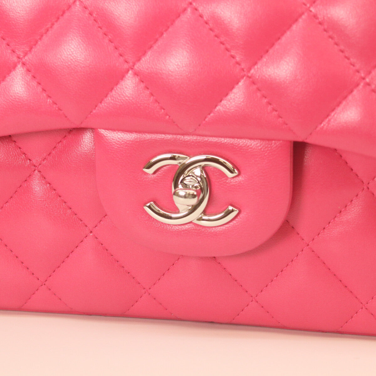CHANEL シャネル 19番 A58600 ピンク ラム シルバー金具 ダブルフラップ デカマトラッセ30 ショルダーバッグ