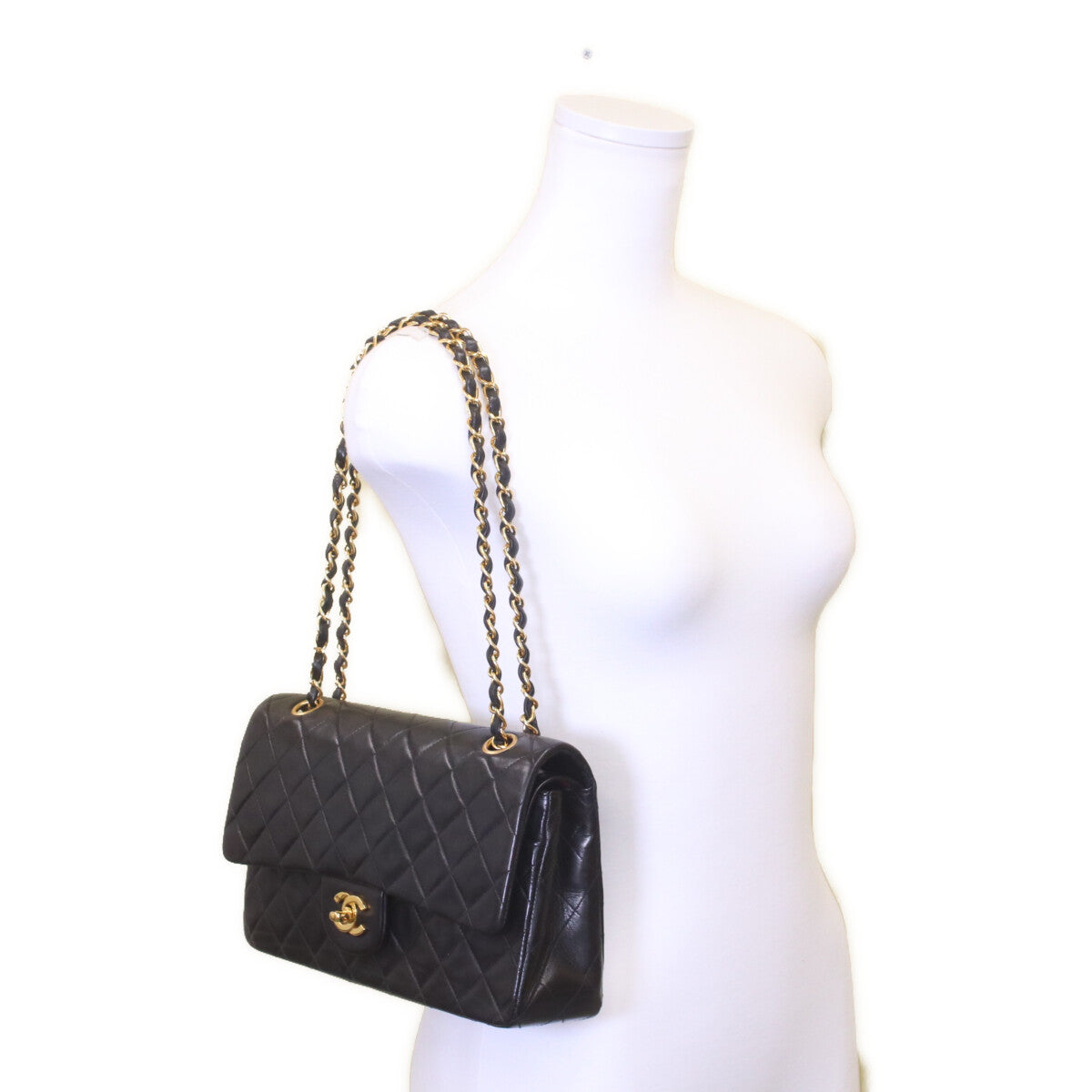 CHANEL シャネル 3番 A01112 黒ラム ゴールド金具 マトラッセ25 ショルダーバッグ