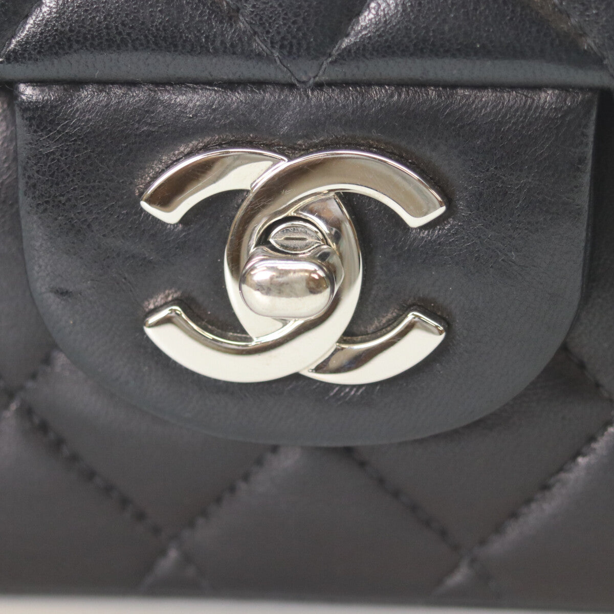 CHANEL 7th A01112 Black Lambskin Silver Hardware Matelassé 25 Shoulder Bag