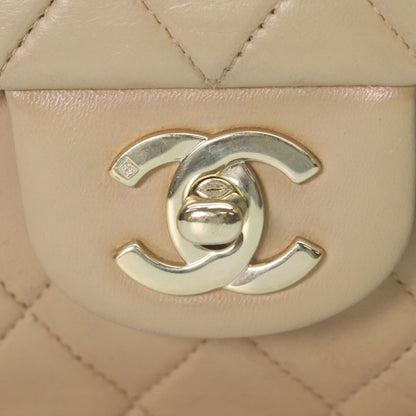 香奈儿 CHANEL 6号 A01112 米色 羊皮 金色金属件 Matelasse 25 单肩包