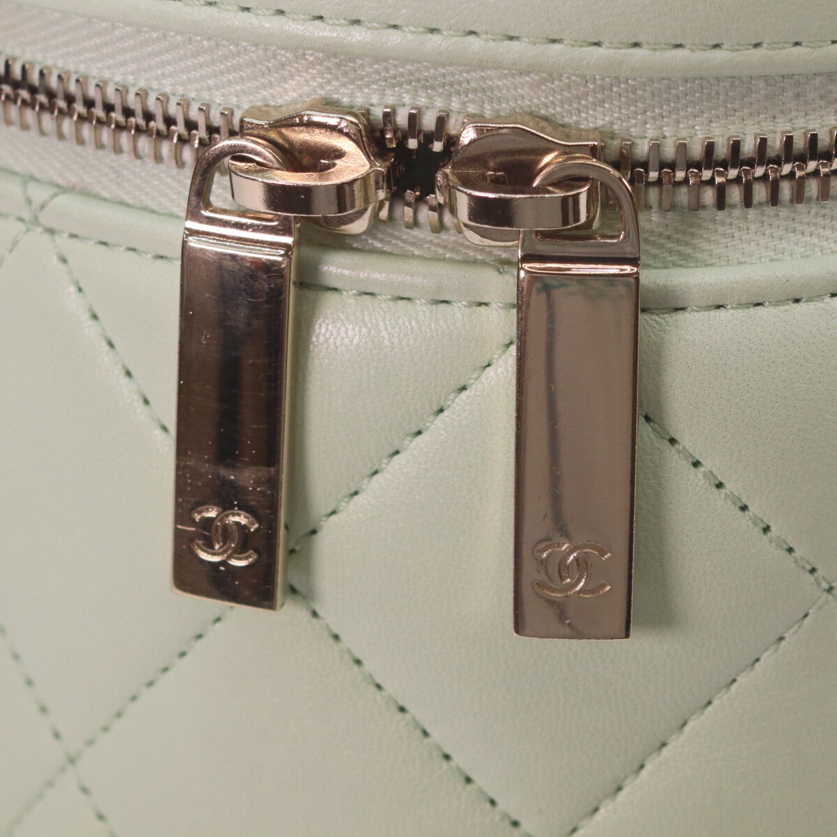 CHANEL 香奈儿 AS1626 柠檬绿 金色五金 羊皮 Trendy CC 2WAY 化妆包 斜挎包