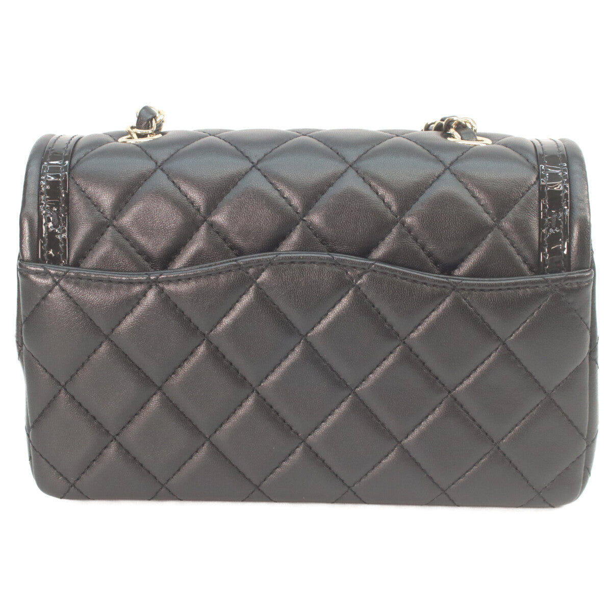 CHANEL CHANEL AS4288 Matelassé 20 Black lambskin×patent leather gold hardware single-flap bag shoulder bag