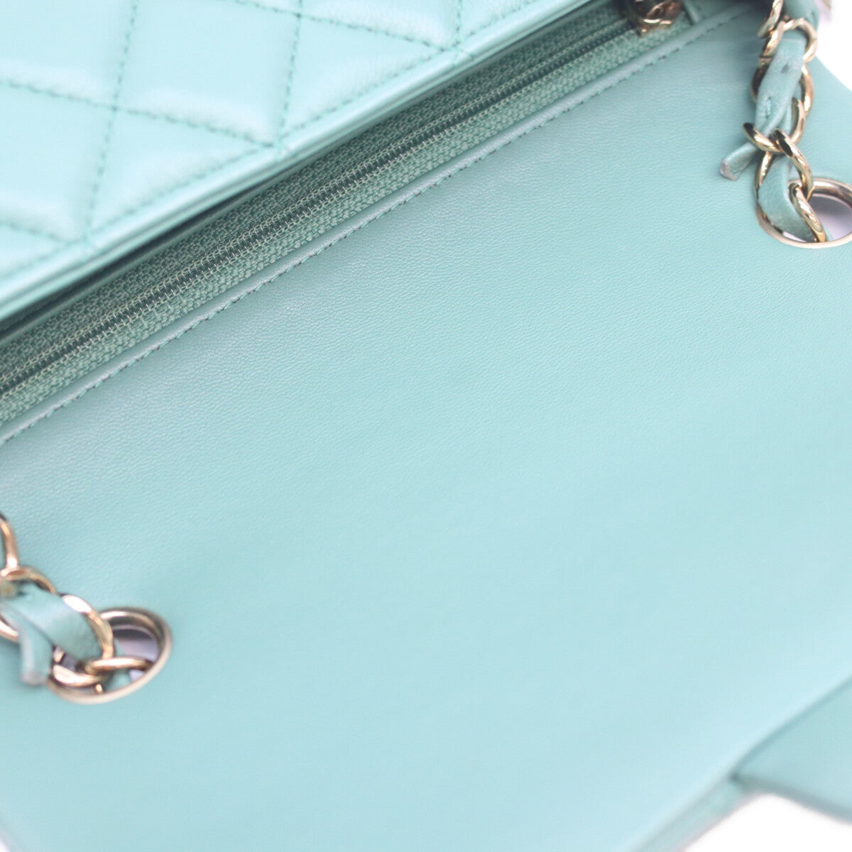 CHANEL A69900 Emerald Green Lambskin Gold Hardware Mini Matelasse 20 Shoulder Bag
