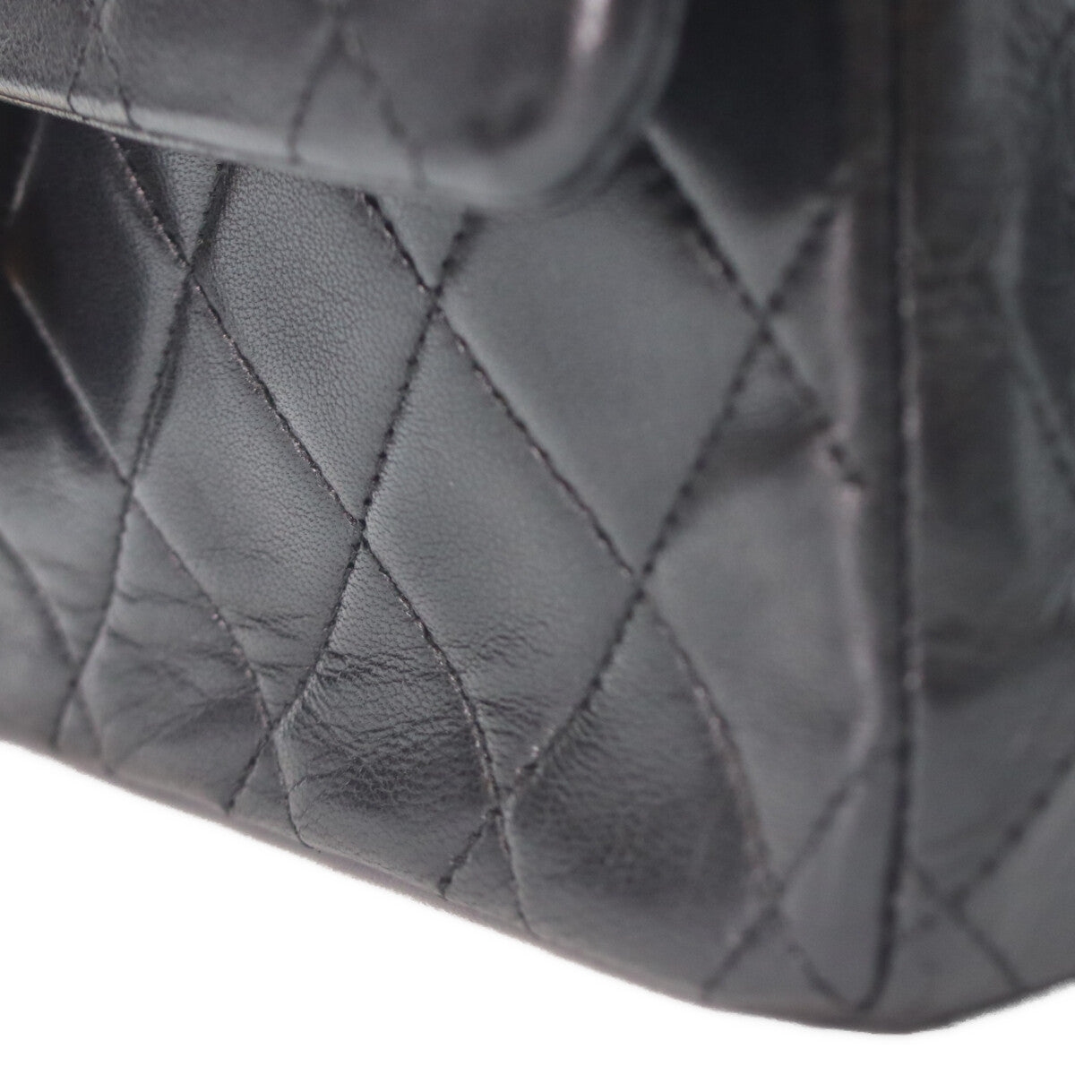 CHANEL シャネル 1番 A01112 黒 ラム ゴールド金具 マトラッセ25 ショルダーバッグ