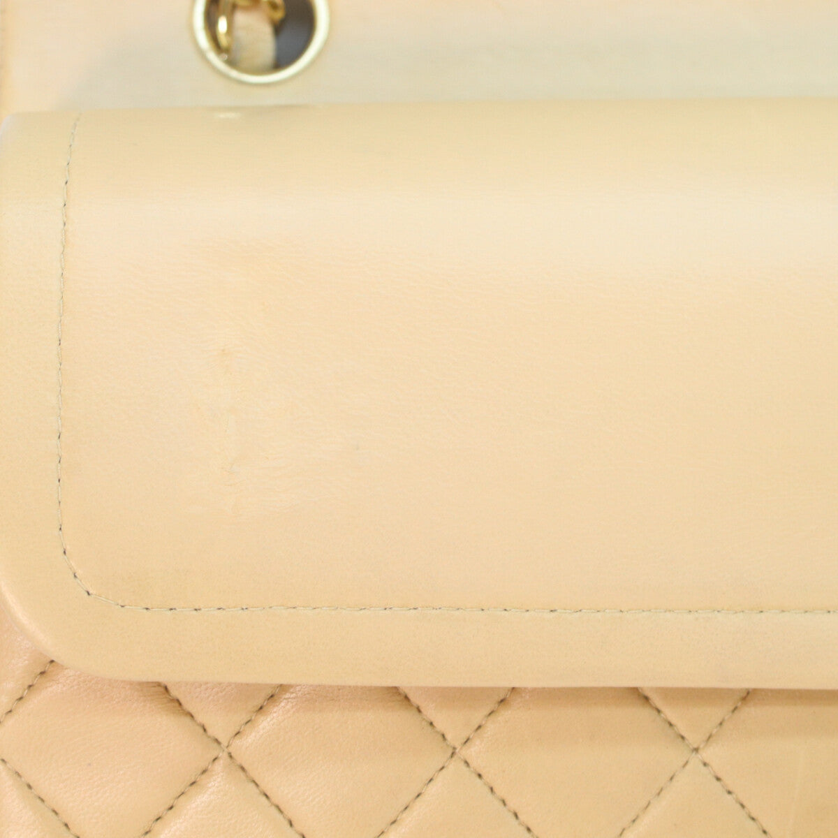 CHANEL シャネル 7番 A01112 ベージュ ラム ゴールド金具 マトラッセ25