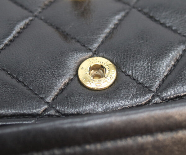 CHANEL シャネル 4番 A01113 黒ラム ゴールド金具 Wフラップ マトラッセ23 ショルダーバッグ