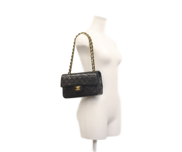 CHANEL シャネル 4番 A01113 黒ラム ゴールド金具 Wフラップ マトラッセ23 ショルダーバッグ