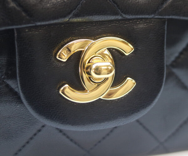CHANEL シャネル 4番 A01113 黒ラム ゴールド金具 Wフラップ マトラッセ23 ショルダーバッグ