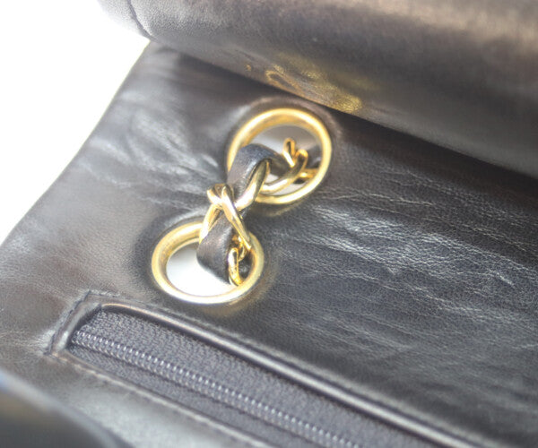 CHANEL シャネル 4番 A01113 黒ラム ゴールド金具 Wフラップ マトラッセ23 ショルダーバッグ