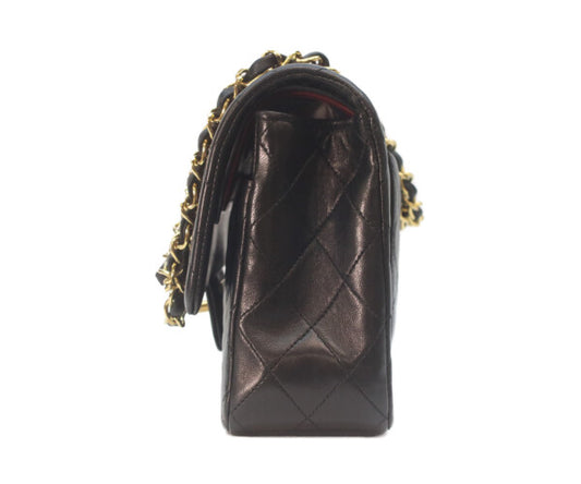 CHANEL シャネル 1番 A01112 黒ラム ゴールド金具 Wフラップ マトラッセ25 ショルダーバッグ