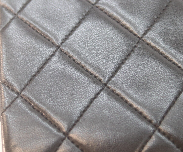 CHANEL シャネル 1番 A01112 黒ラム ゴールド金具 Wフラップ マトラッセ25 ショルダーバッグ