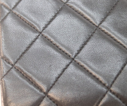 CHANEL シャネル 1番 A01112 黒ラム ゴールド金具 Wフラップ マトラッセ25 ショルダーバッグ