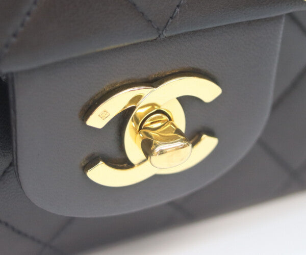 CHANEL シャネル 2番 A01112 黒ラム ゴールド金具 Wフラップ マトラッセ25 ショルダーバッグ