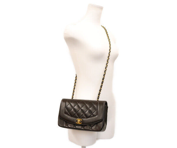 CHANEL シャネル 2番台 A01164 黒 マトラッセ ラムスキン ゴールド金具 ダイアナ22 ショルダーバッグ