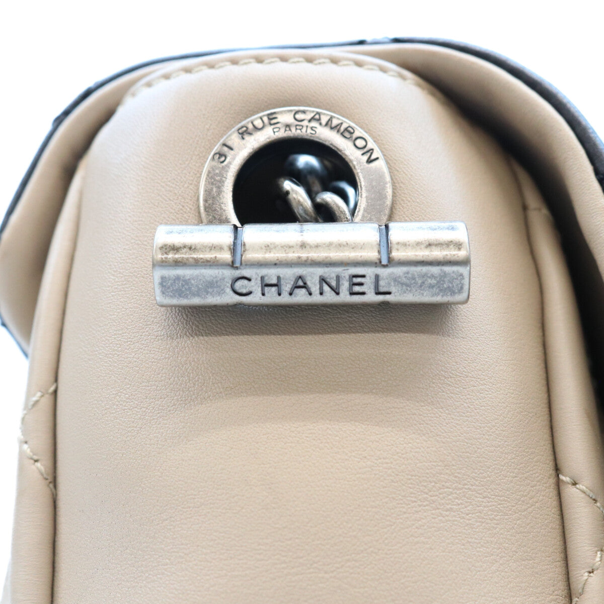 Chanel Series 16 Black × Beige Two-Tone Calfskin East-West Matelassé Silver Hardware Chain Shoulder Bag Shoulder Bag