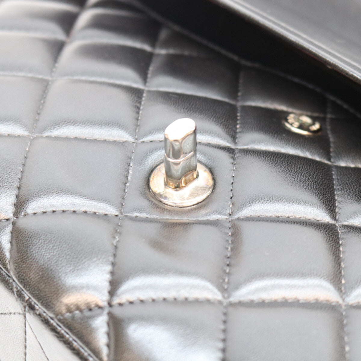CHANEL シャネル 16番 A58600 黒 ラム シルバー金具 ダブルフラップ デカマトラッセ30 バッグ ショルダーバッグ