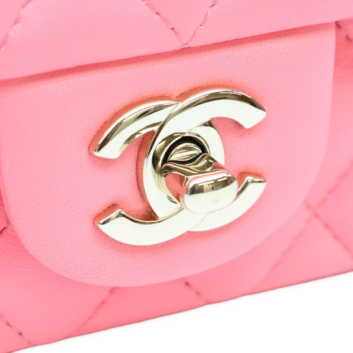 CHANEL シャネル A69900 ピンク ラム ゴールド金具 ミニマトラッセ20 バッグ ショルダーバッグ