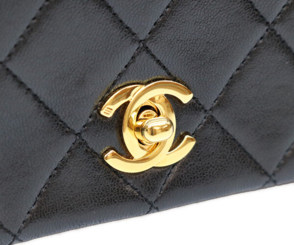 CHANEL シャネル 1番 A03571 黒 ゴールド金具 ターンロック フルフラップ ミニマトラッセ19 ショルダーバッグ
