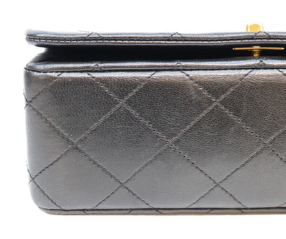 CHANEL シャネル 1番 A03571 黒 ゴールド金具 ターンロック フルフラップ ミニマトラッセ19 ショルダーバッグ
