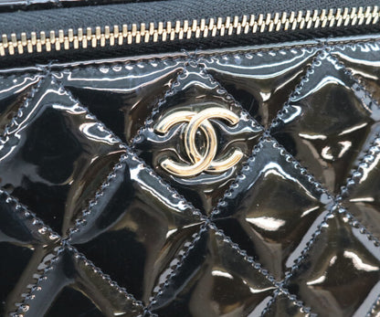 CHANEL シャネル 黒 パテント ゴールド金具 トップハンドル バニティ 2WAYショルダーバッグ ショルダーバッグ