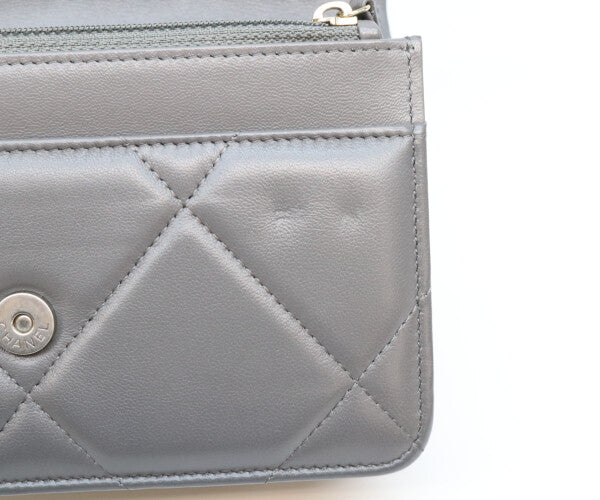 CHANEL シャネル AP0957 グレー ラム シャネル19 チェーンウォレット 財布 ショルダーバッグ