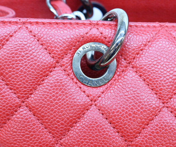 CHANEL シャネル 18番 A50995 赤 キャビア シルバー金具 GST トートバッグ トートバッグ