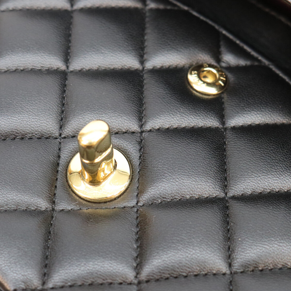 CHANEL シャネル 25番 A01112 黒 ラム ゴールド金具 マトラッセ25 ショルダーバッグ ショルダーバッグ
