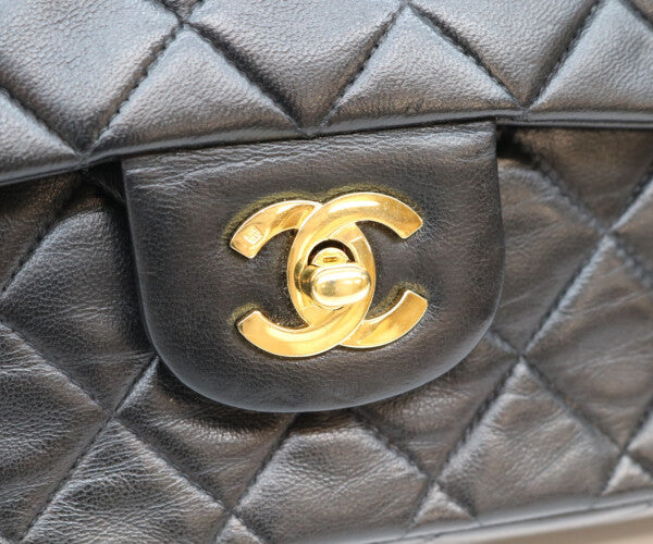 CHANEL シャネル 2番 A01112 黒 ラム ゴールド金具 マトラッセ25 ショルダーバッグ ショルダーバッグ