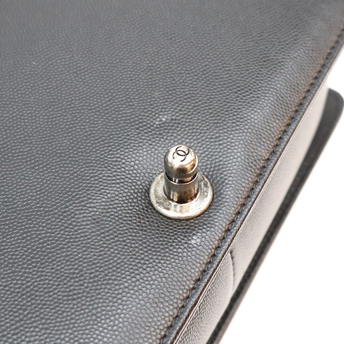 CHANEL シャネル A67086 黒 キャビア SV金具 ボーイシャネル25 ミディアム チェーンショルダーバッグ ショルダーバッグ