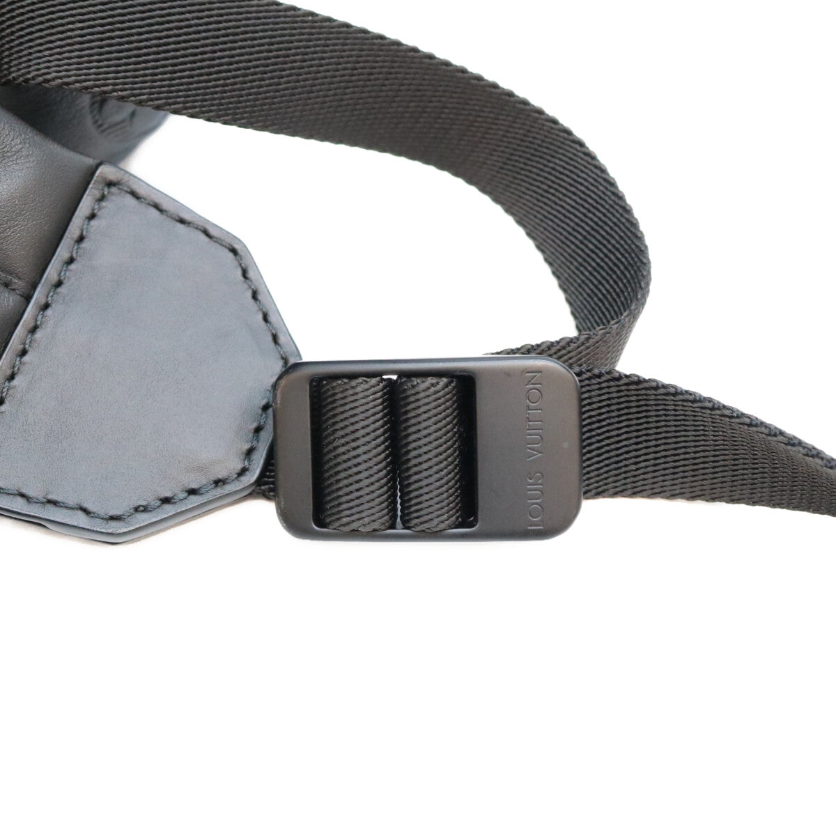 LOUIS VUITTON ルイヴィトン M43680 モノグラムシャドウ ディスカバリー バックパック リュック リュック バックパック