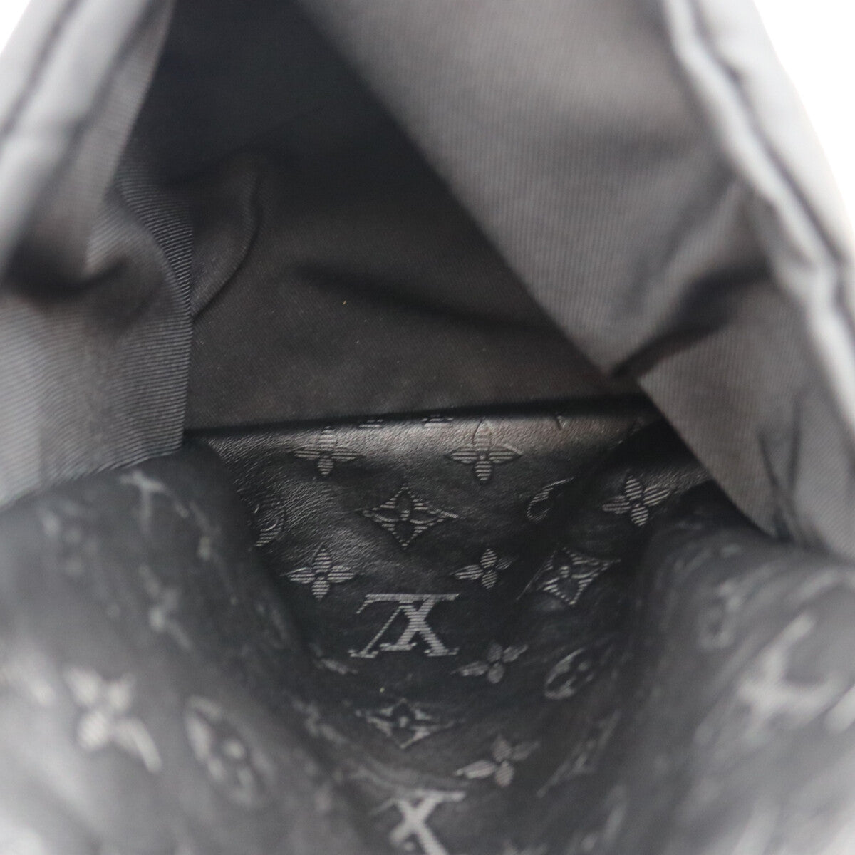 LOUIS VUITTON ルイヴィトン M43680 モノグラムシャドウ ディスカバリー バックパック リュック リュック バックパック