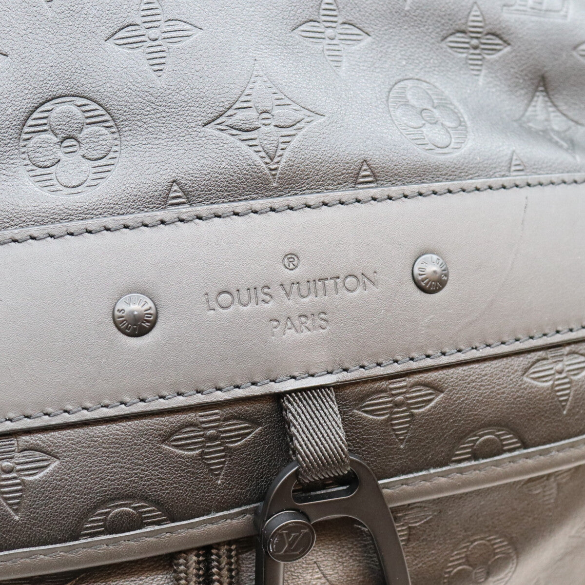 LOUIS VUITTON ルイヴィトン M43680 モノグラムシャドウ ディスカバリー バックパック リュック リュック バックパック