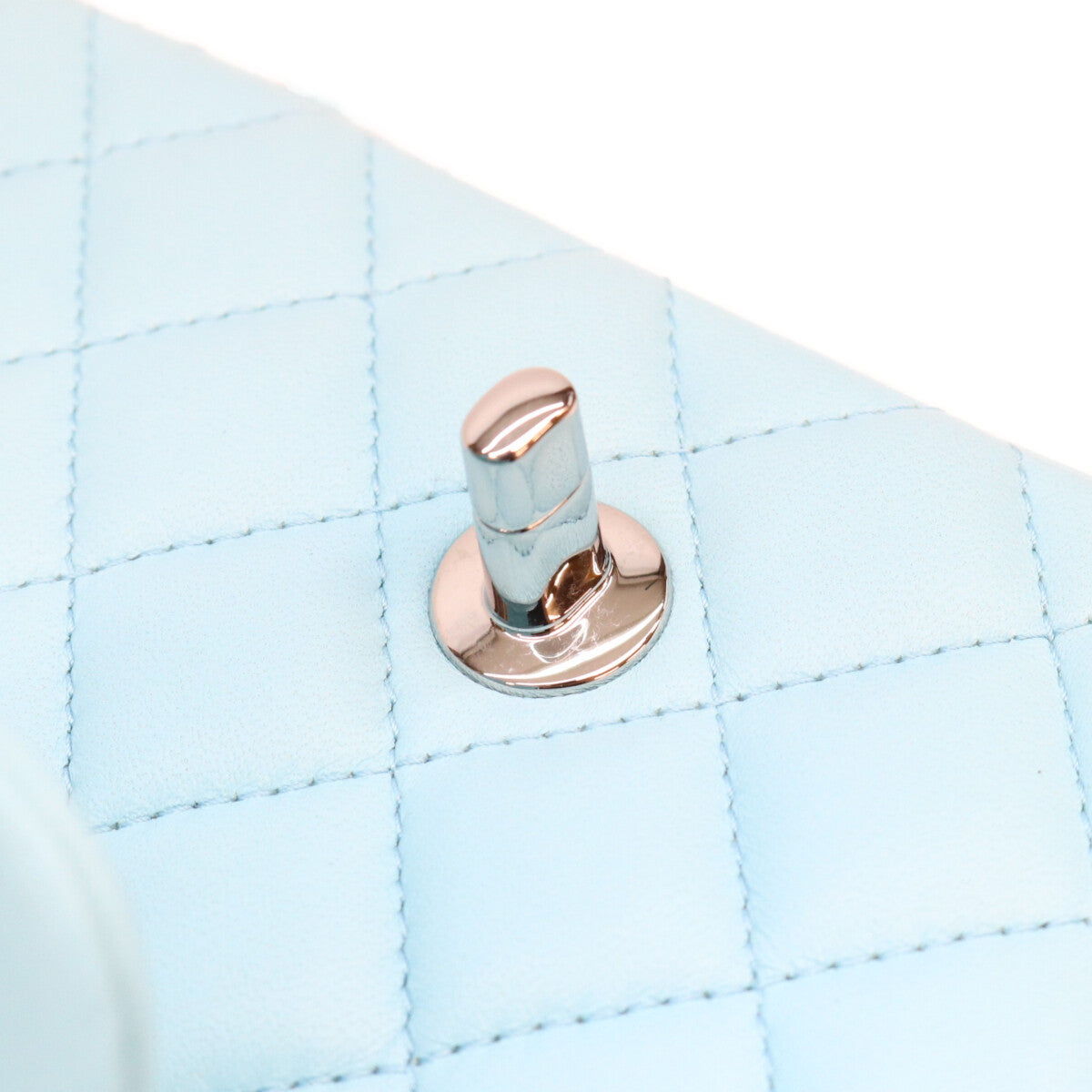 CHANEL シャネル 31番 A69900 サックスブルー ラム シルバー金具 ミニマトラッセ20 ミニクラシックフラップ ショルダーバッグ ショルダーバッグ