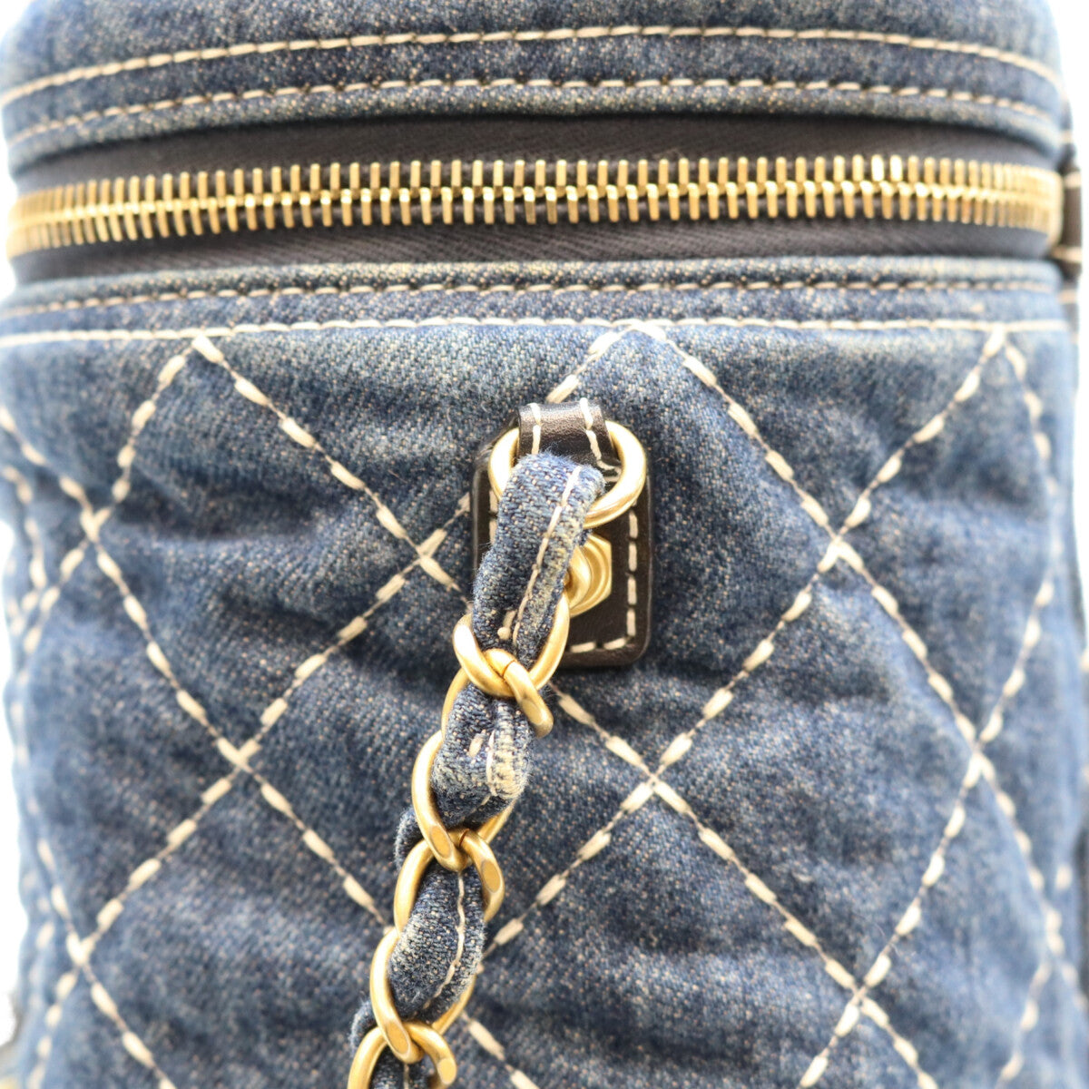 CHANEL シャネル 28番 AS1336 ブルー デニム ワイルドステッチ ハンドルバニティショルダーバッグ ショルダーバッグ
