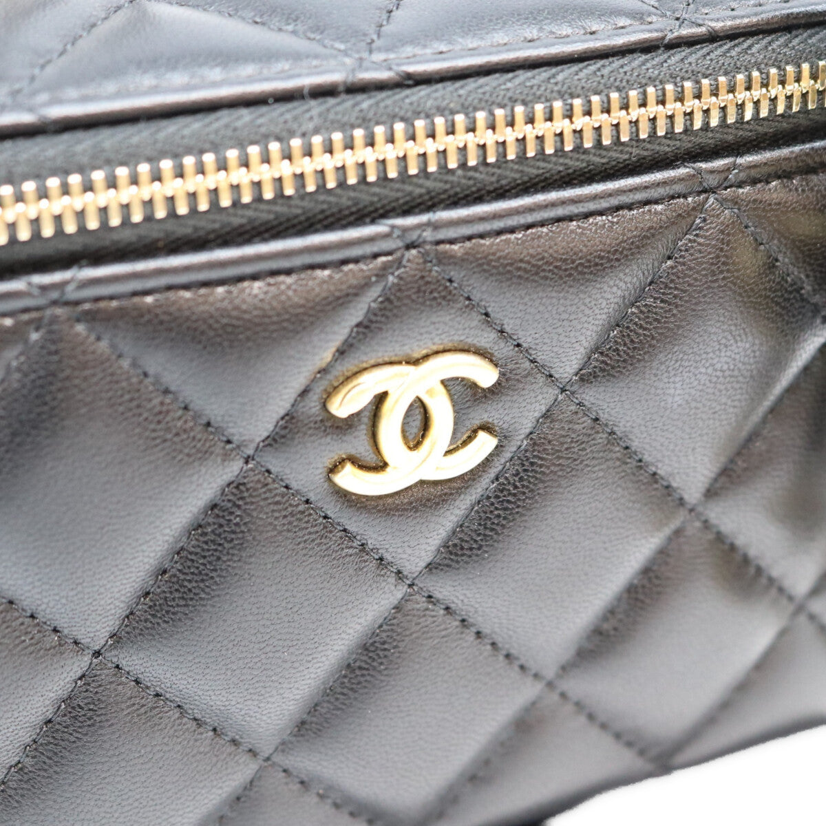 CHANEL シャネル 31番 AP2303 黒 ラム G金具 ココボール/パールクラッシュ バニティショルダーバッグ ショルダーバッグ