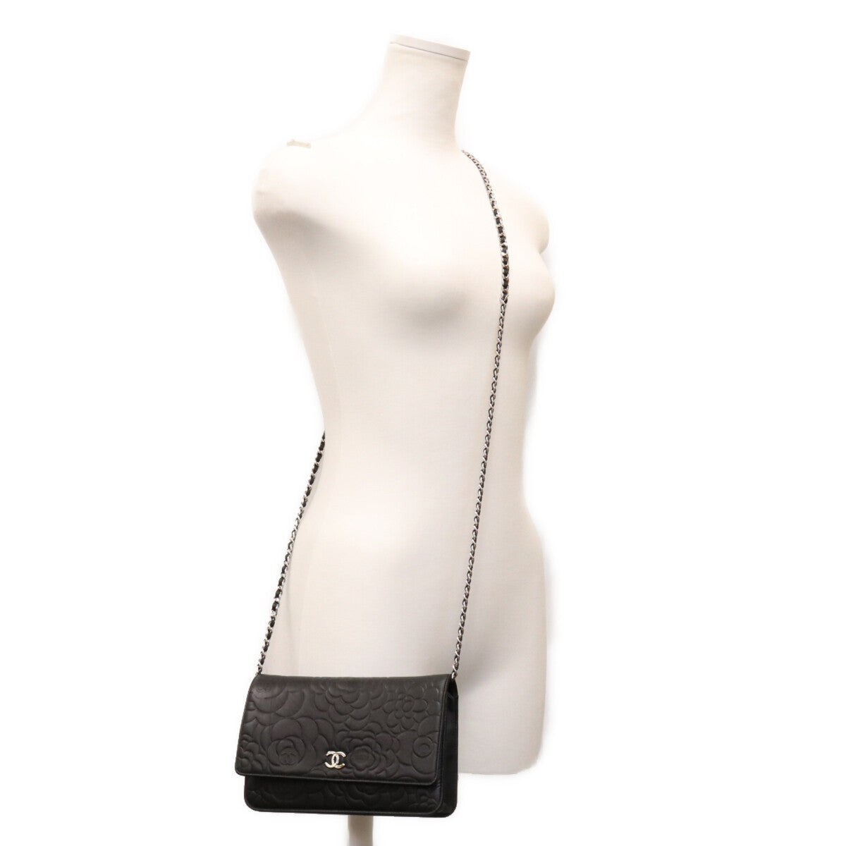 CHANEL シャネル A47421 黒 ラム SV金具 カメリア チェーンウォレット ショルダーバッグ