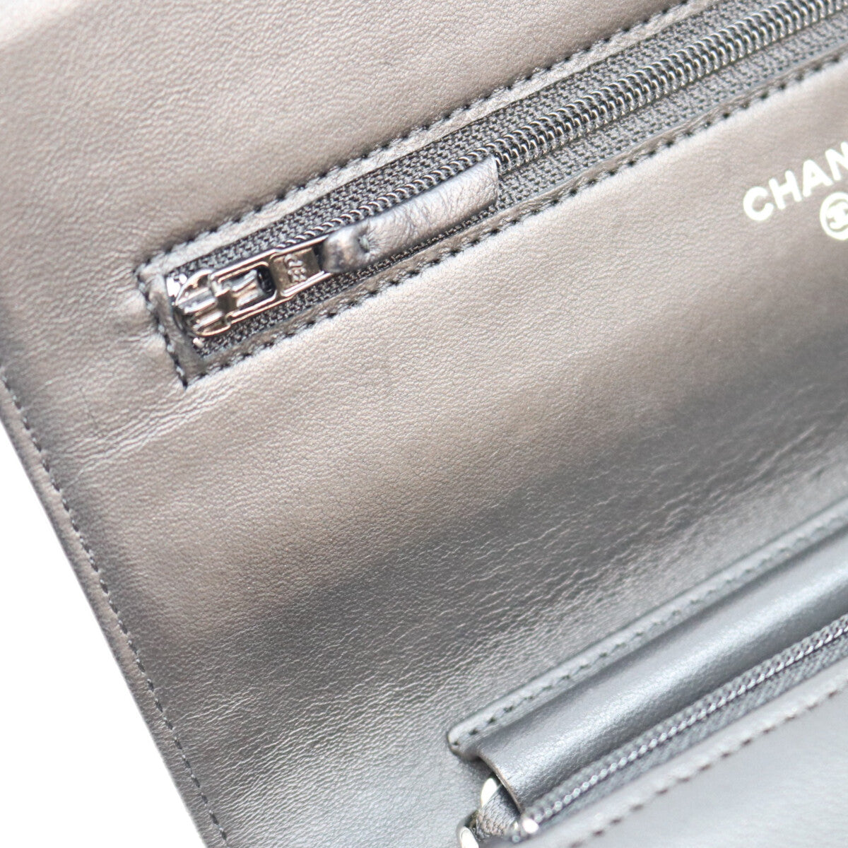 CHANEL シャネル A47421 黒 ラム SV金具 カメリア チェーンウォレット ショルダーバッグ