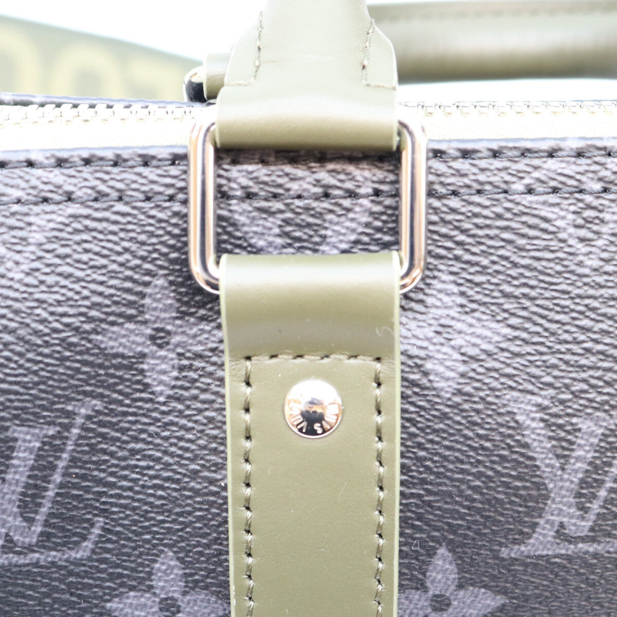 LOUIS VUITTON ルイヴィトン M28638 モノグラムエクリプス カーキグリーン キーポルバンドリエール25 ボストンバッグ ショルダーバッグ