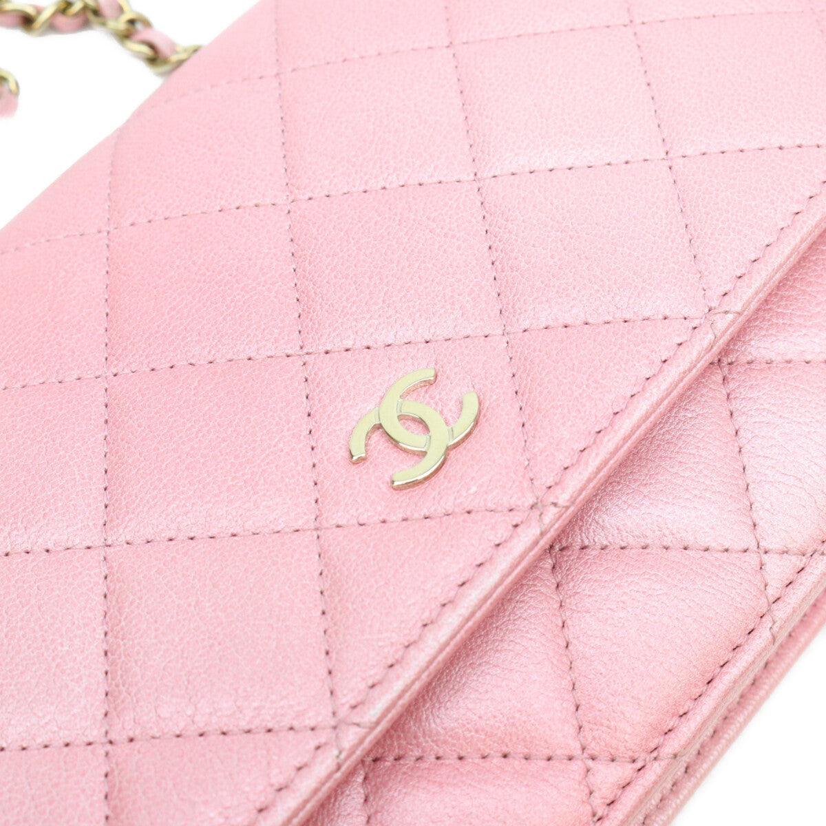 CHANEL シャネル AP0250 シャイニーピンク タムレスクラシック カーフ G金具 チェーンウォレット ショルダーバッグ
