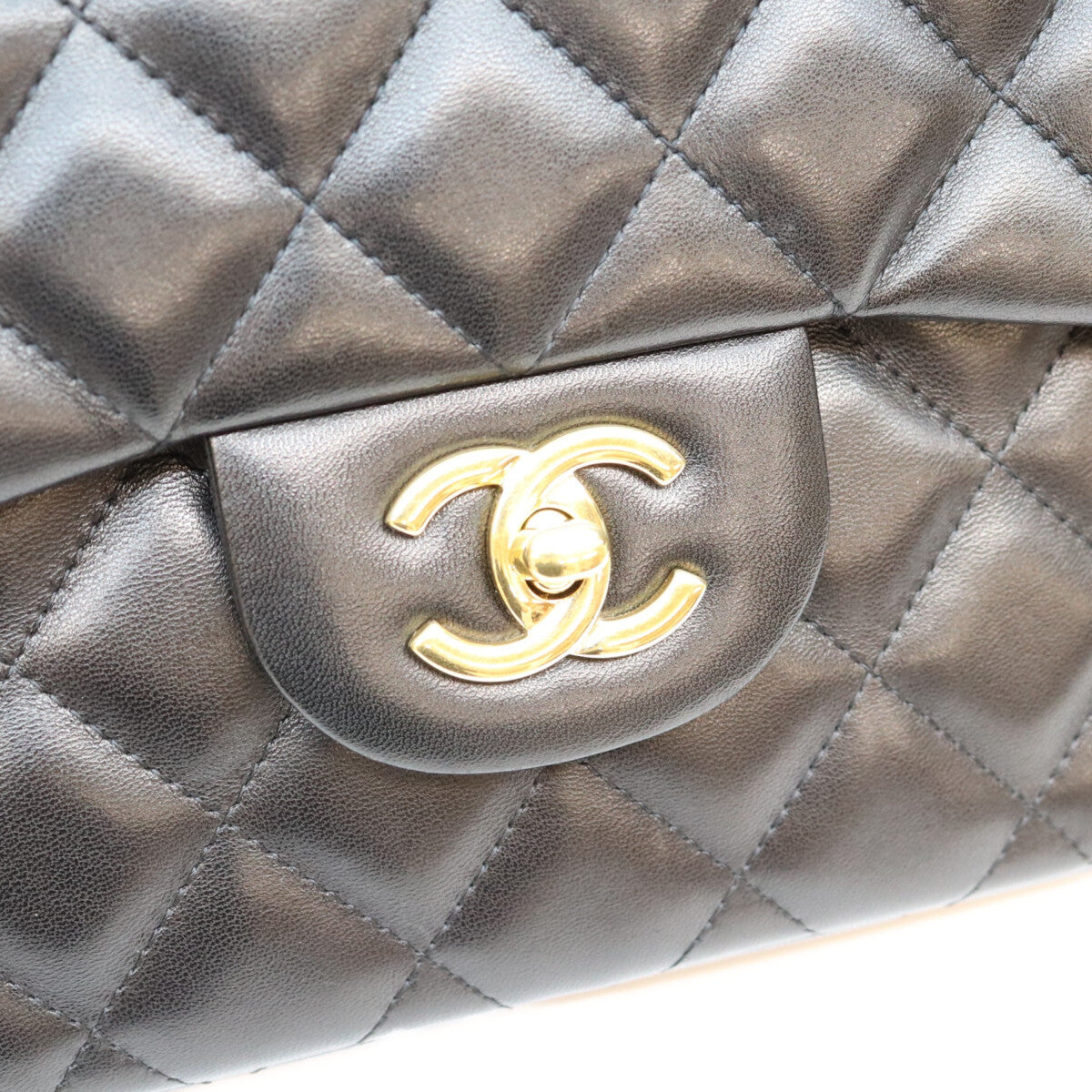 CHANEL シャネル 19番 14年 A58600 黒 ラム G金具 Wフラップ デカマトラッセ30 ショルダーバック ショルダーバッグ
